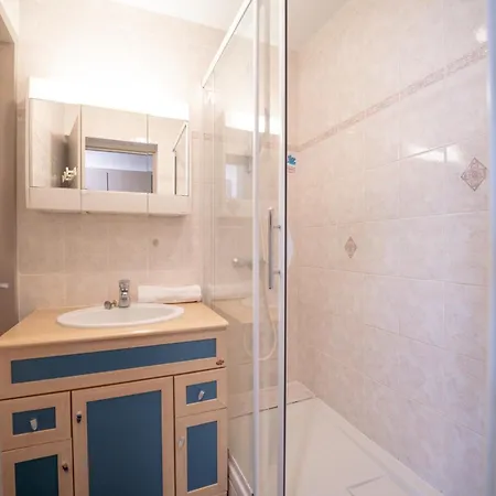 Azureva Les Menuires Apartmanhotel 2*
